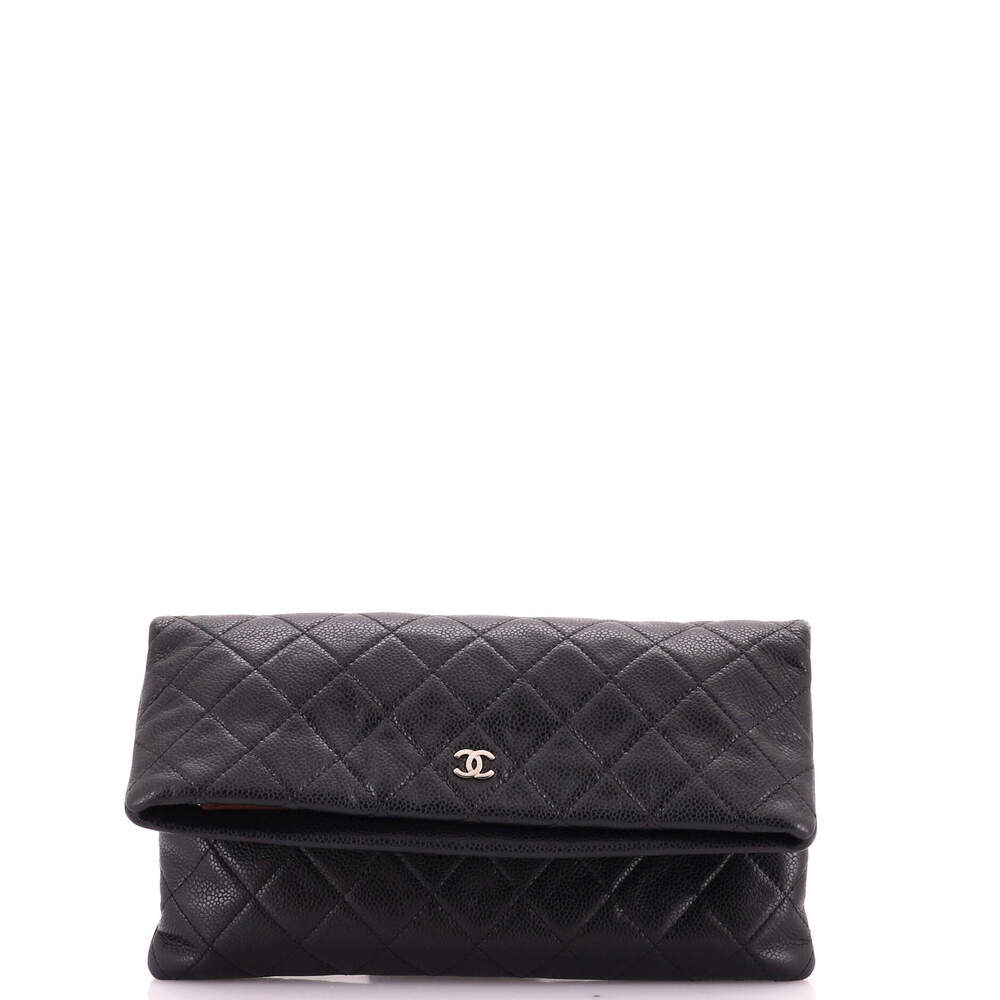 Chanel Beauty CC Clutch Quilted Caviar